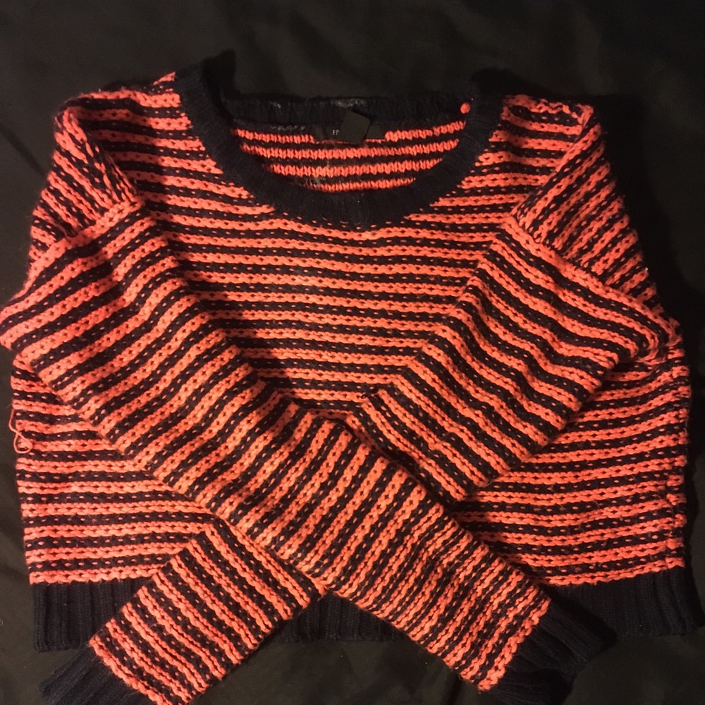 Pink&Black Cropped sweater